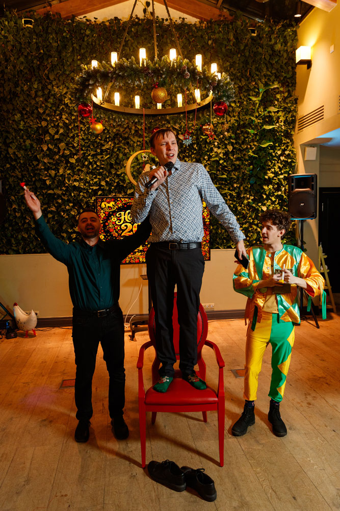 ����